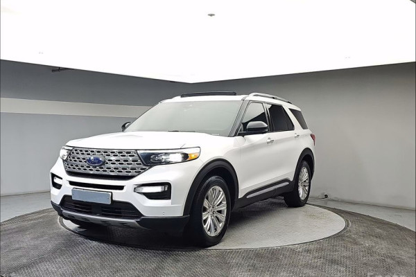 2021 Ford Explorer с пробегом 104 675 км