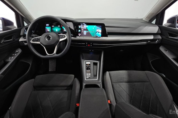 2022 Volkswagen Golf с пробегом 56 574 км