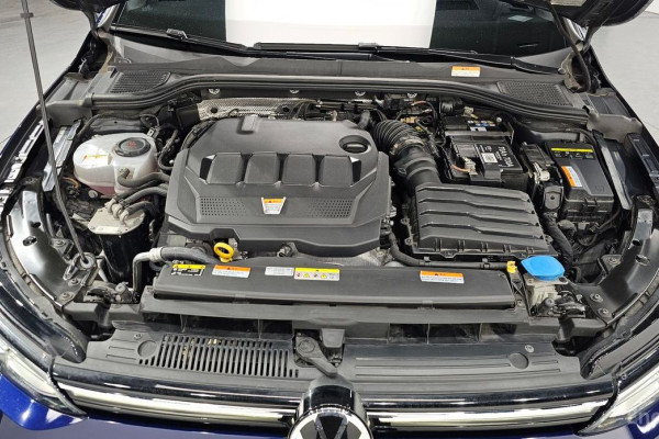 2022 Volkswagen Golf с пробегом 56 574 км