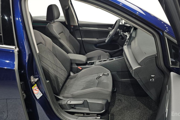 2022 Volkswagen Golf с пробегом 56 574 км