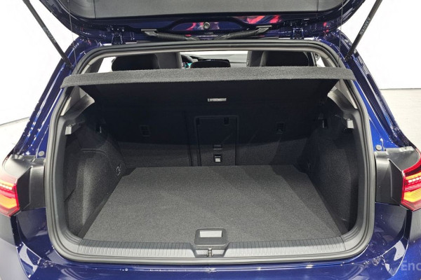 2022 Volkswagen Golf с пробегом 56 574 км