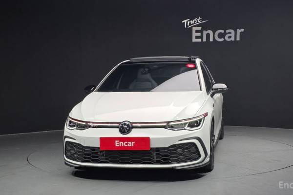 2024 Volkswagen Golf с пробегом 14 252 км