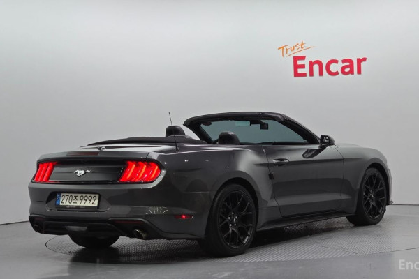 2020 Ford Mustang с пробегом 86 981 км