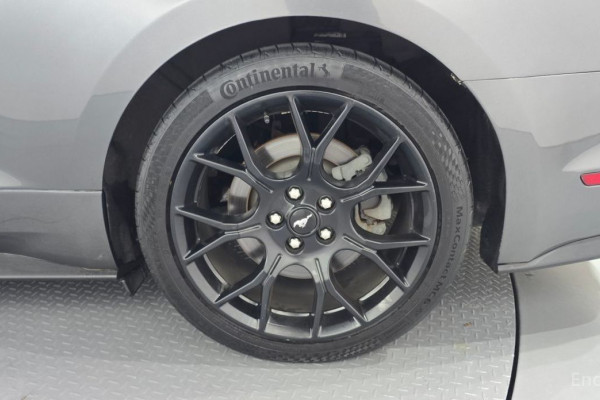 2020 Ford Mustang с пробегом 86 981 км