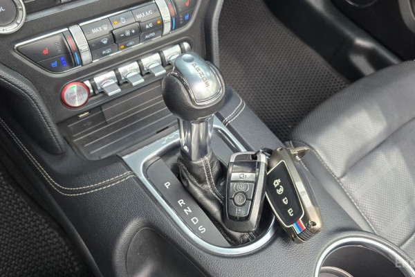 2020 Ford Mustang с пробегом 86 981 км
