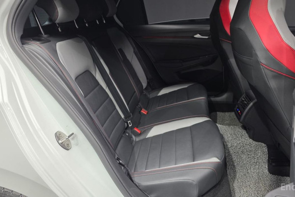 2024 Volkswagen Golf с пробегом 14 252 км