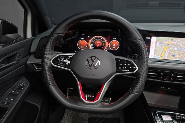 2024 Volkswagen Golf с пробегом 14 252 км