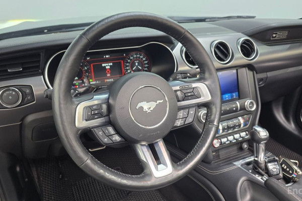 2020 Ford Mustang с пробегом 86 981 км