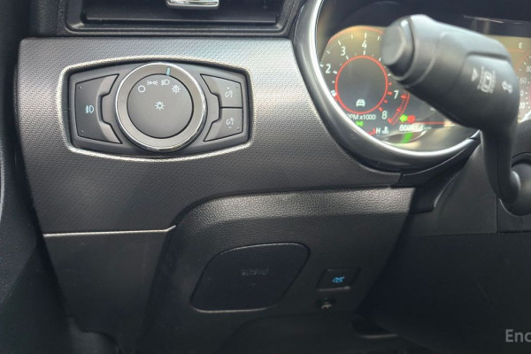 2020 Ford Mustang с пробегом 86 981 км