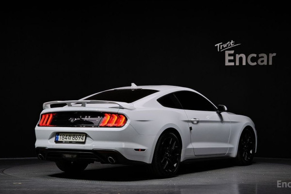 2021 Ford Mustang с пробегом 91 732 км