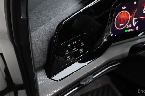 2024 Volkswagen Golf с пробегом 14 252 км