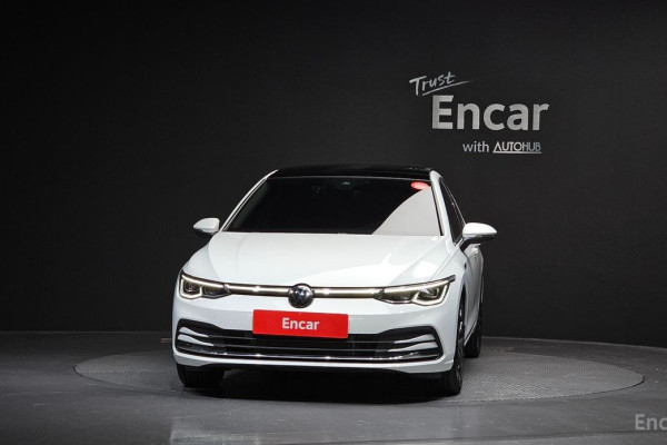 2024 Volkswagen Golf с пробегом 15 294 км