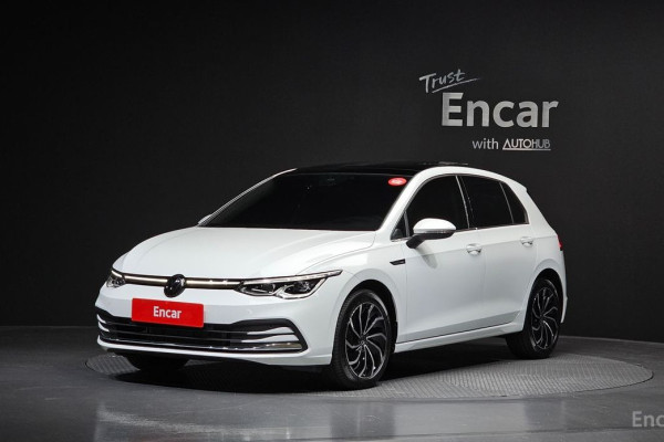 2024 Volkswagen Golf с пробегом 15 294 км