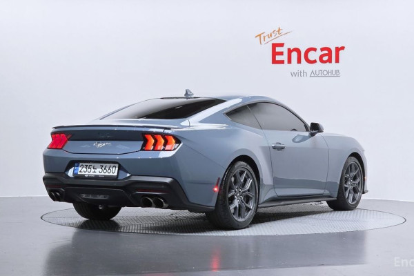 2024 Ford Mustang с пробегом 12 433 км