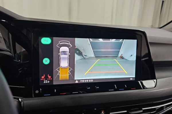 2024 Volkswagen Golf с пробегом 15 294 км