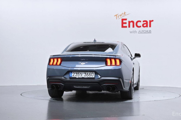 2024 Ford Mustang с пробегом 12 433 км