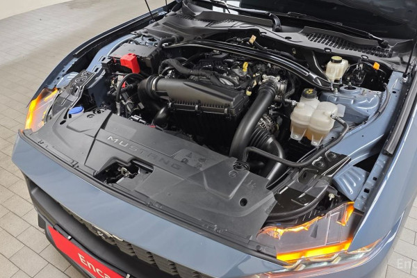 2024 Ford Mustang с пробегом 12 433 км