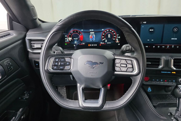 2024 Ford Mustang с пробегом 12 433 км