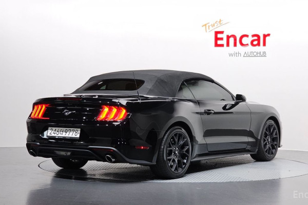 2022 Ford Mustang с пробегом 61 401 км