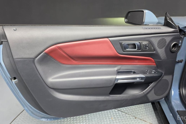 2024 Ford Mustang с пробегом 20 927 км