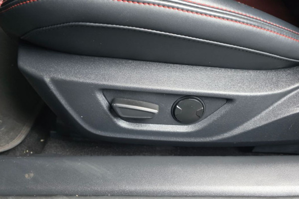 2024 Ford Mustang с пробегом 20 927 км