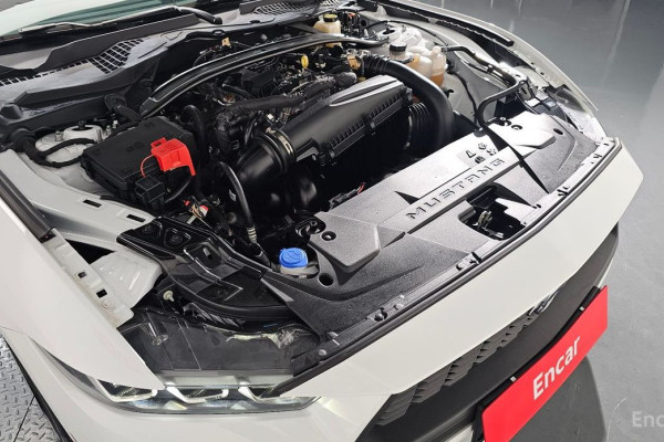 2024 Ford Mustang с пробегом 11 601 км