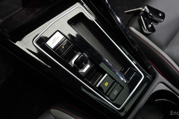 2024 Volkswagen Golf с пробегом 12 782 км