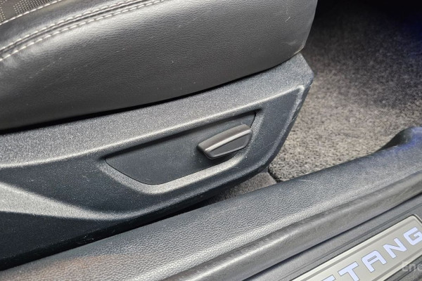 2022 Ford Mustang с пробегом 61 401 км