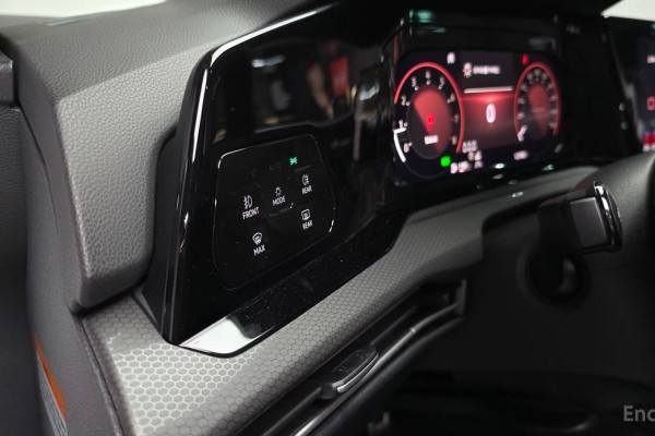 2024 Volkswagen Golf с пробегом 12 782 км