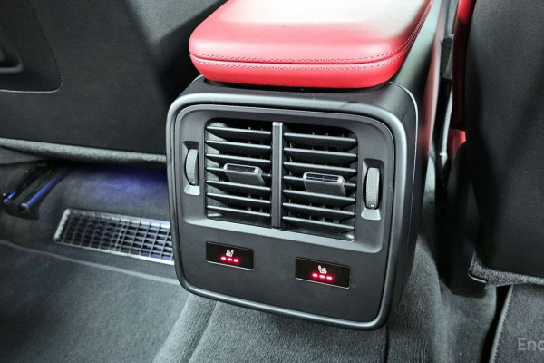 2022 Porsche Taycan с пробегом 46 720 км