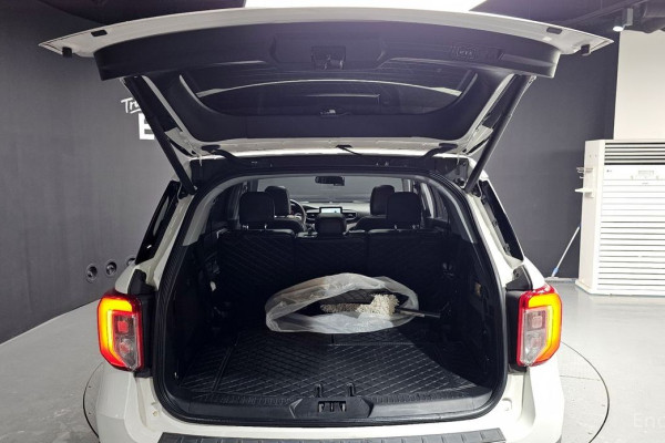 2022 Ford Explorer с пробегом 26 935 км