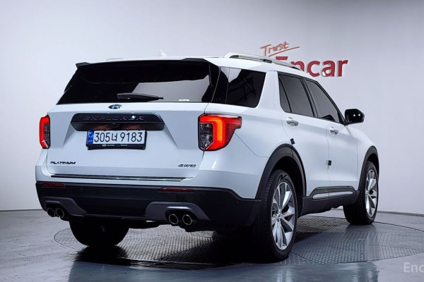 2022 Ford Explorer с пробегом 121 062 км