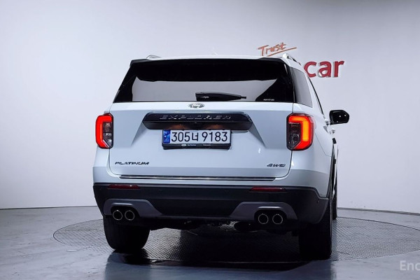 2022 Ford Explorer с пробегом 121 062 км