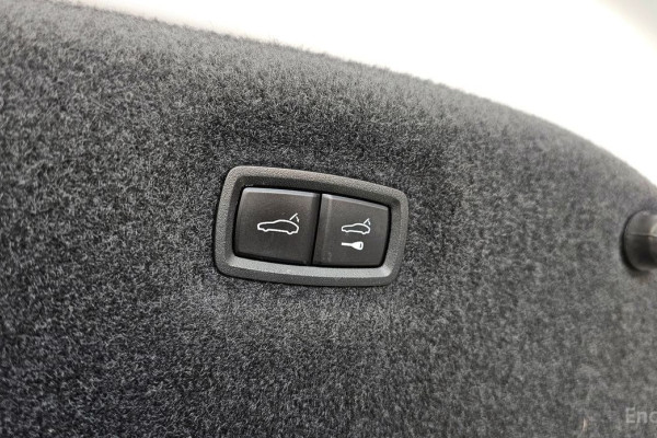 2022 Porsche Taycan с пробегом 46 720 км