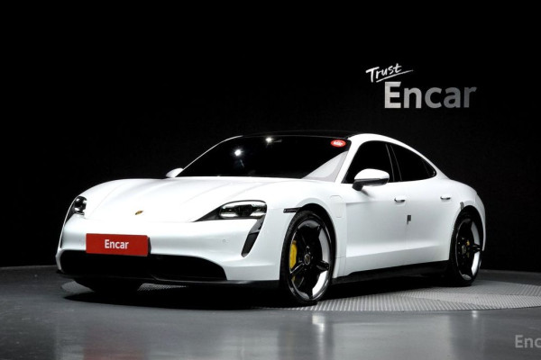 2020 Porsche Taycan с пробегом 35 295 км