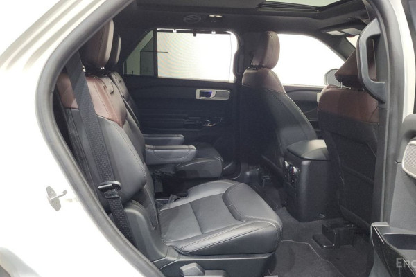 2022 Ford Explorer с пробегом 121 062 км