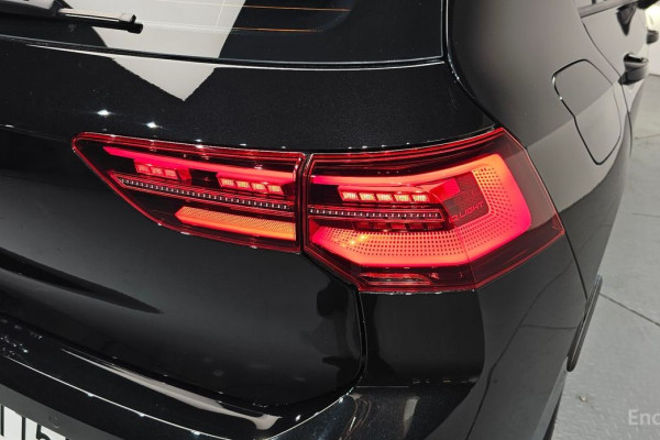 2024 Volkswagen Golf с пробегом 10 613 км