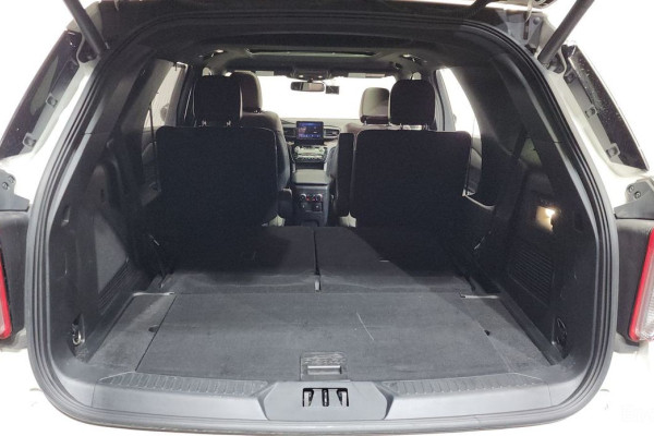 2022 Ford Explorer с пробегом 121 062 км