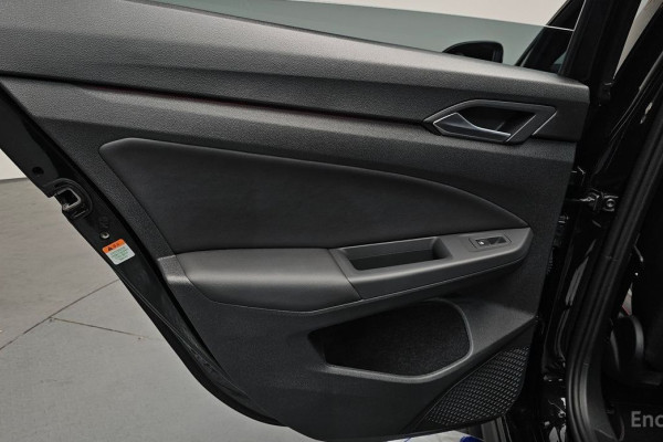 2024 Volkswagen Golf с пробегом 10 613 км