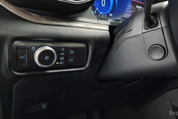 2022 Ford Explorer с пробегом 121 062 км