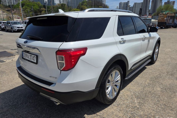 2021 Ford Explorer с пробегом 77 186 км