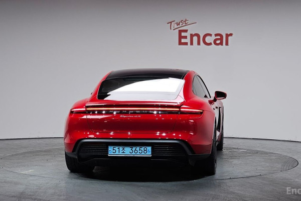 2021 Porsche Taycan с пробегом 53 689 км