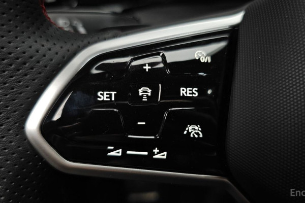 2024 Volkswagen Golf с пробегом 10 613 км