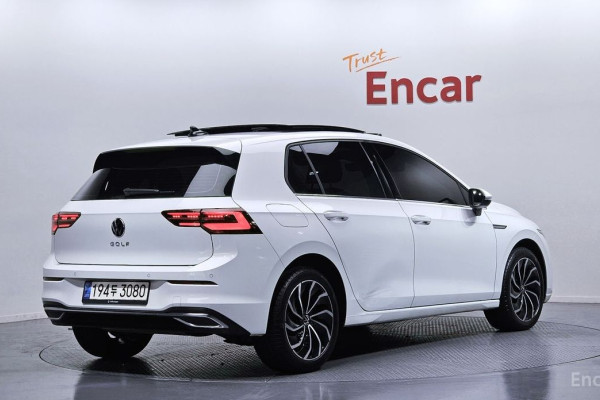 2022 Volkswagen Golf с пробегом 21 273 км