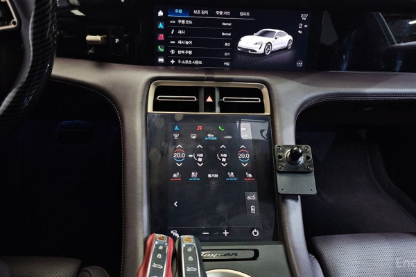 2021 Porsche Taycan с пробегом 53 689 км