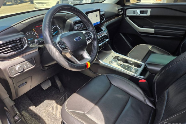 2021 Ford Explorer с пробегом 77 186 км