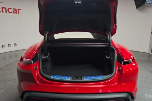 2021 Porsche Taycan с пробегом 53 689 км