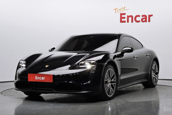 2023 Porsche Taycan с пробегом 14 934 км