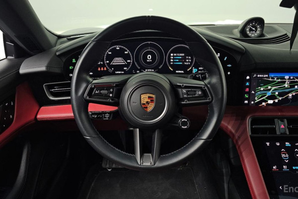 2023 Porsche Taycan с пробегом 14 934 км