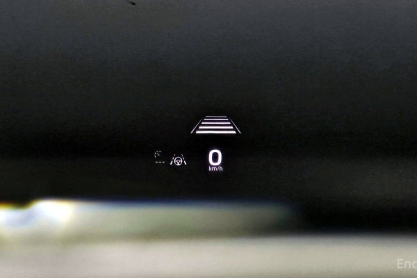 2023 Porsche Taycan с пробегом 14 934 км